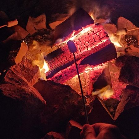 מצפה רמון Glamping Caravans Makhtesh Ramon - גלמפינג קרוואנים במכתש רמון מראה חיצוני תמונה